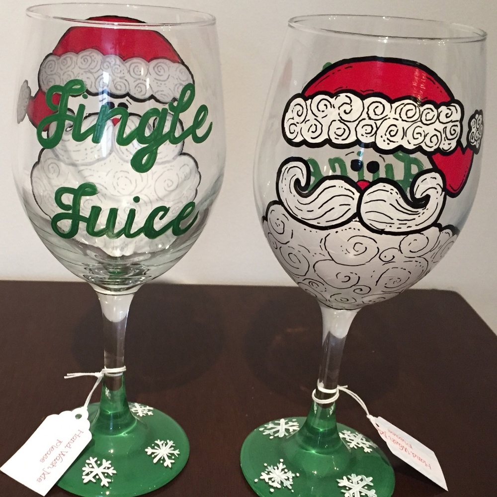 Set of 2 Hand Painted Christmas Wine Glasses - NWT - Picture 4 of 8